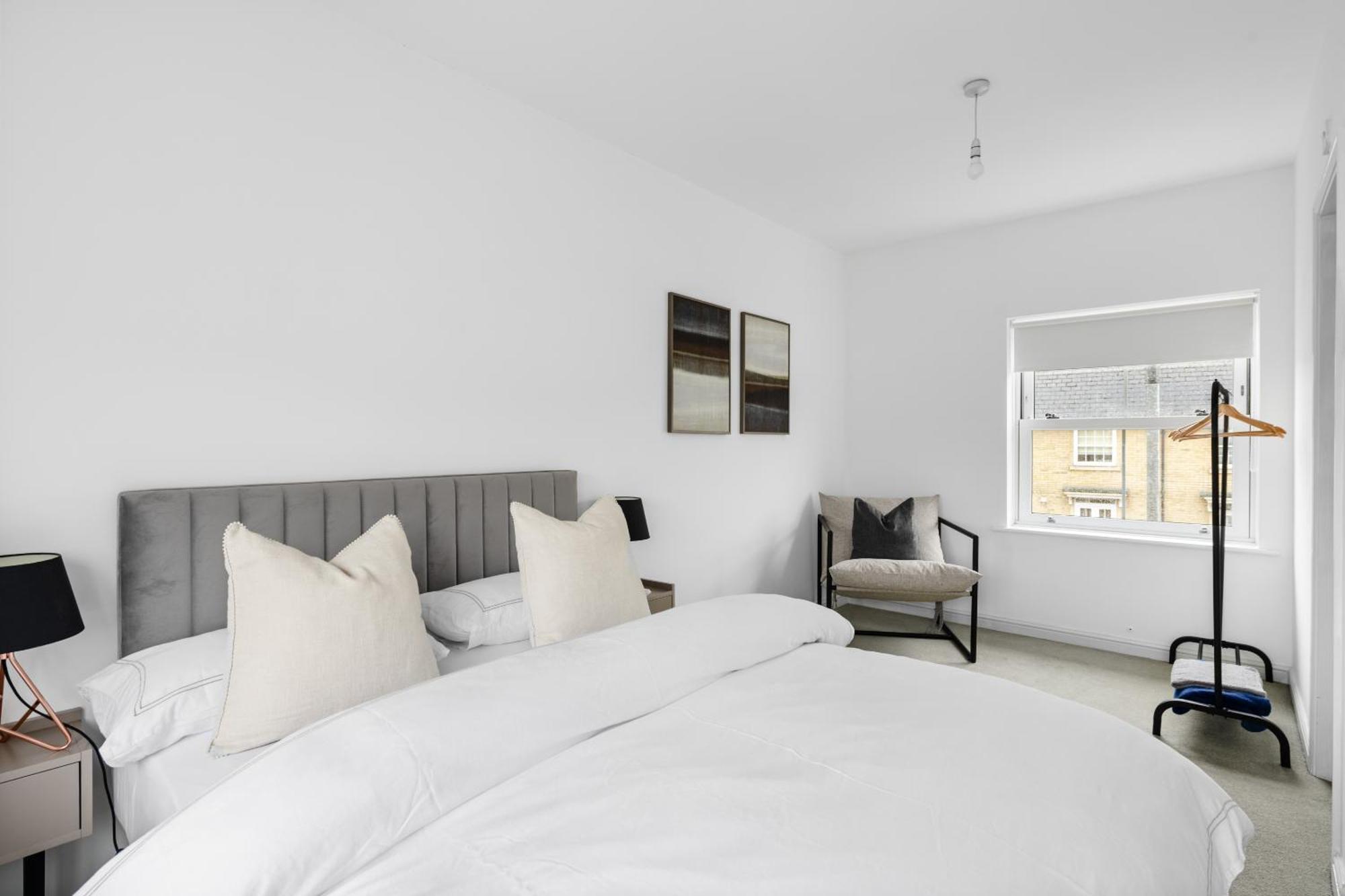 Luxurious 3 Bed House With Free Parking, Close To The Train Station & Town Braintree Eksteriør bilde