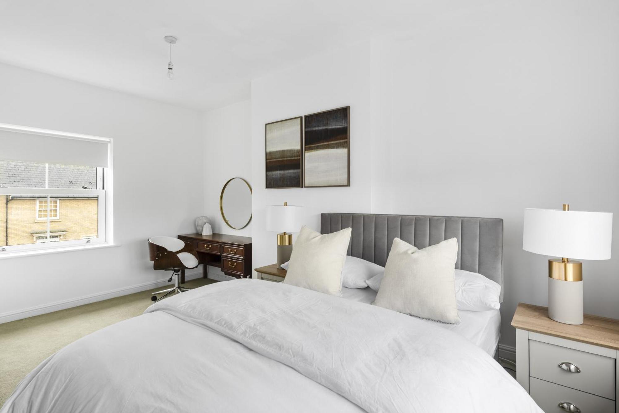 Luxurious 3 Bed House With Free Parking, Close To The Train Station & Town Braintree Eksteriør bilde
